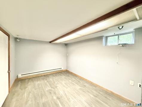 112 Ochsner Place Bridgeport CT 06606
