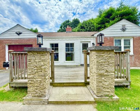 112 Ochsner Place Bridgeport CT 06606