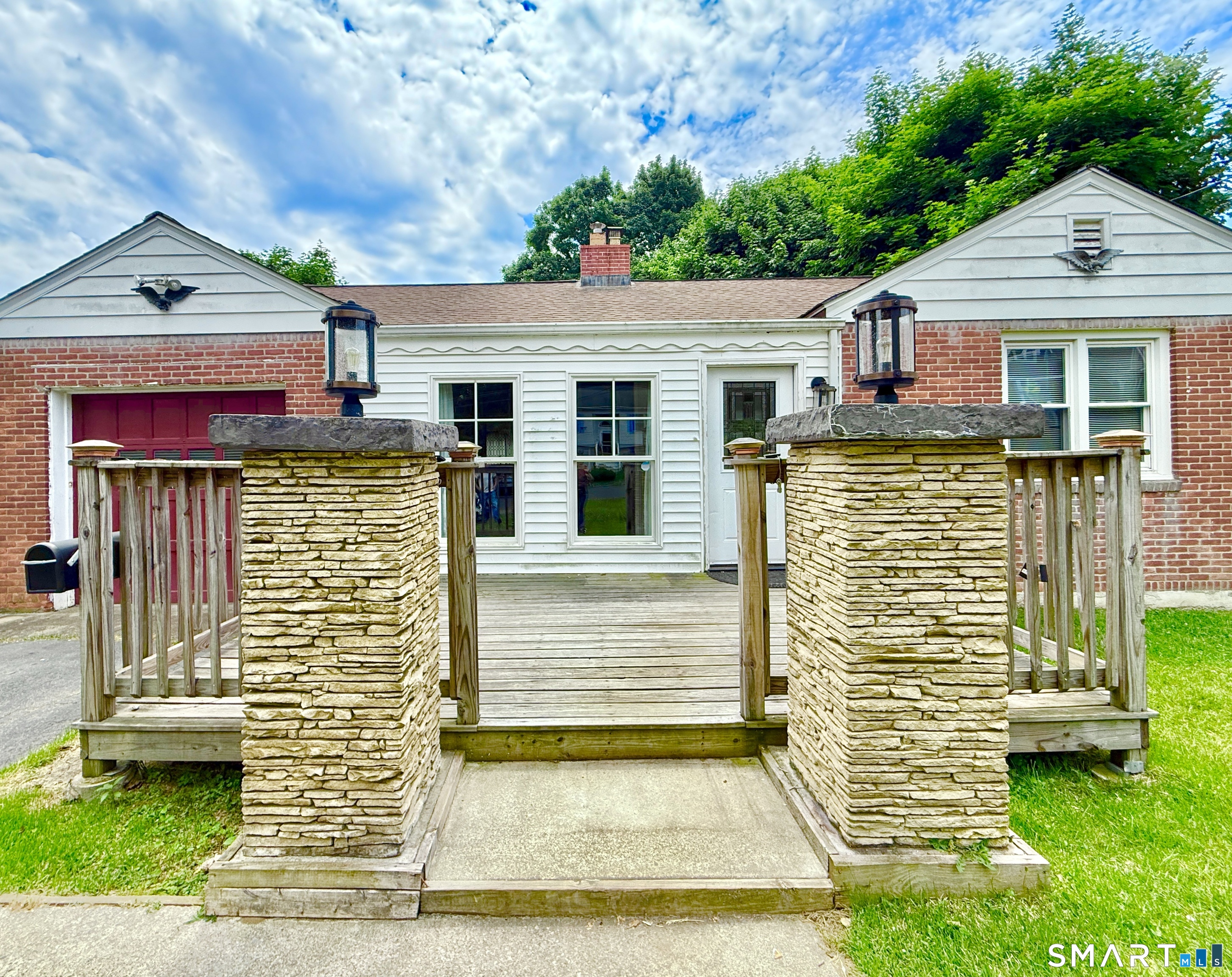 112 Ochsner Place Bridgeport CT 06606