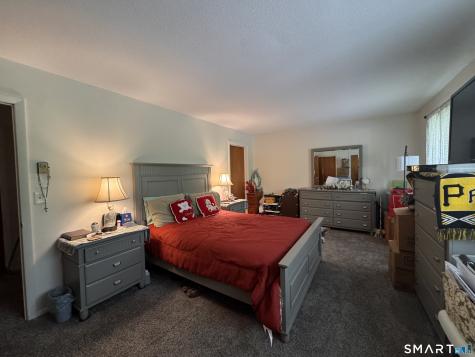 5 Riverview Drive Bridgeport CT 06606