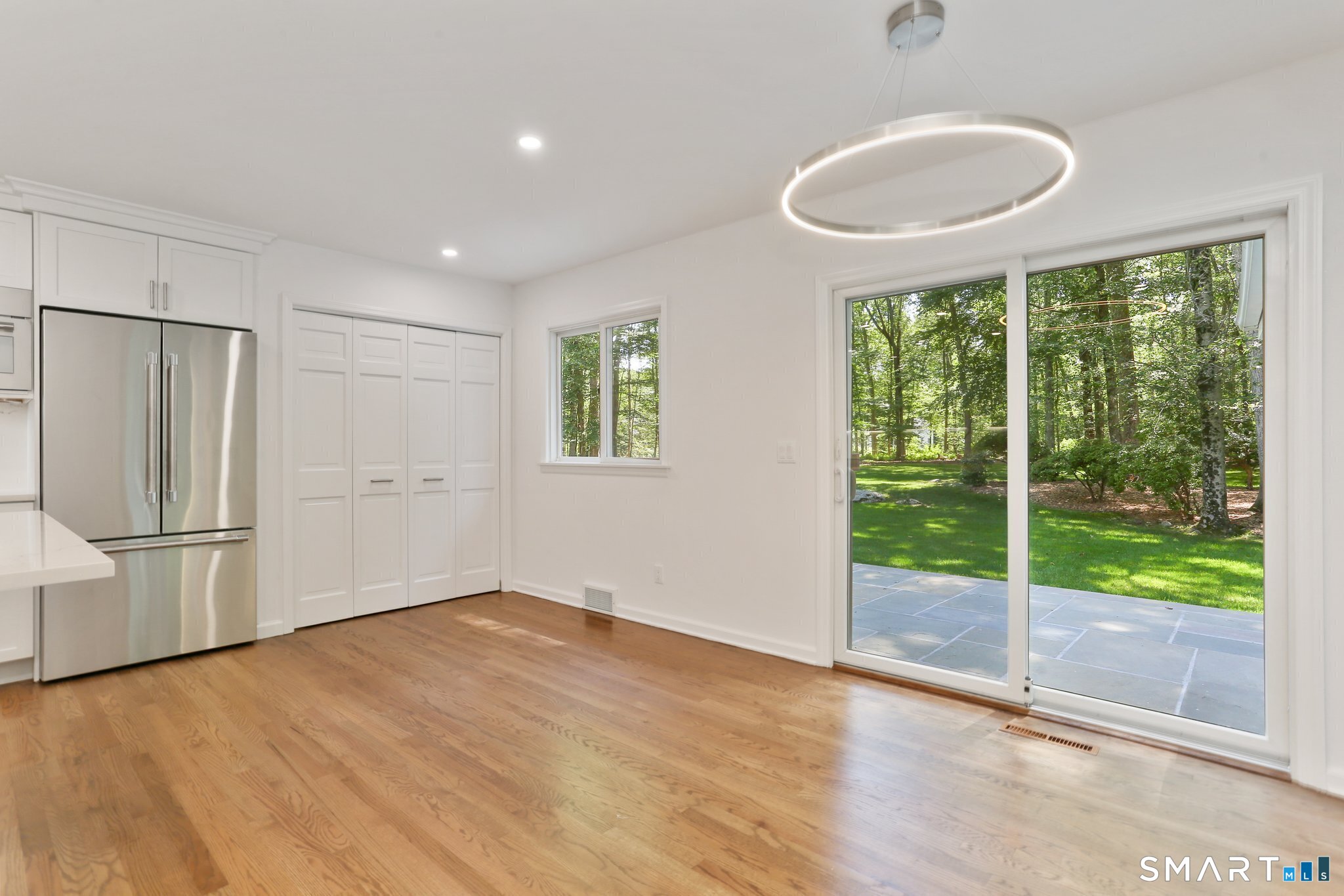 82 Rilling Ridge New Canaan CT 06840