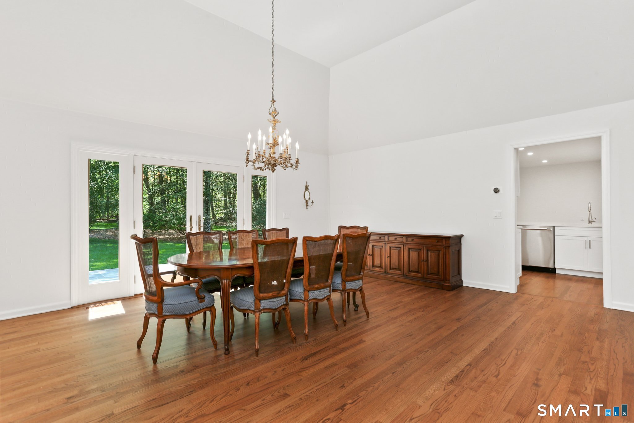 82 Rilling Ridge New Canaan CT 06840