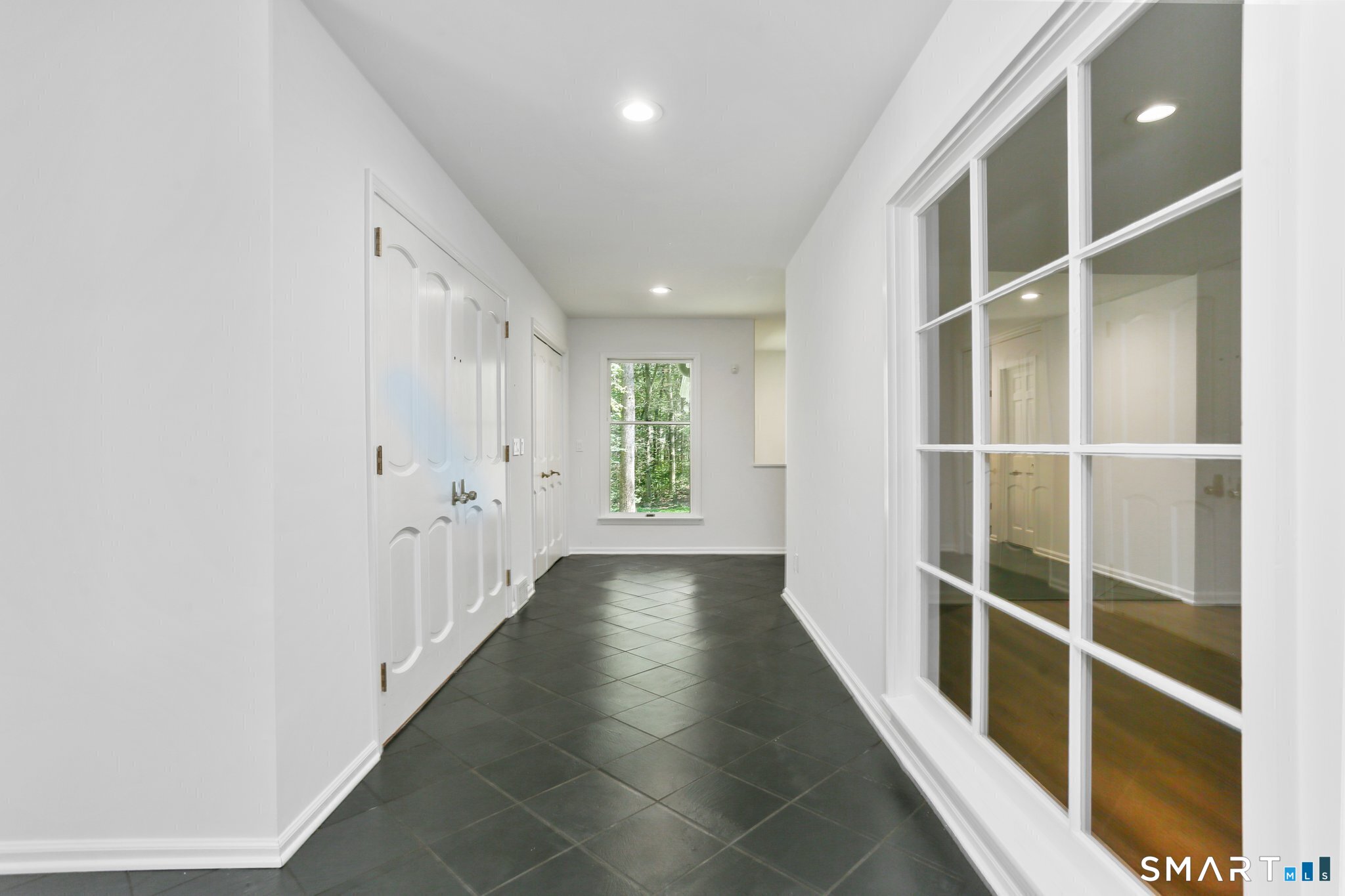 82 Rilling Ridge New Canaan CT 06840
