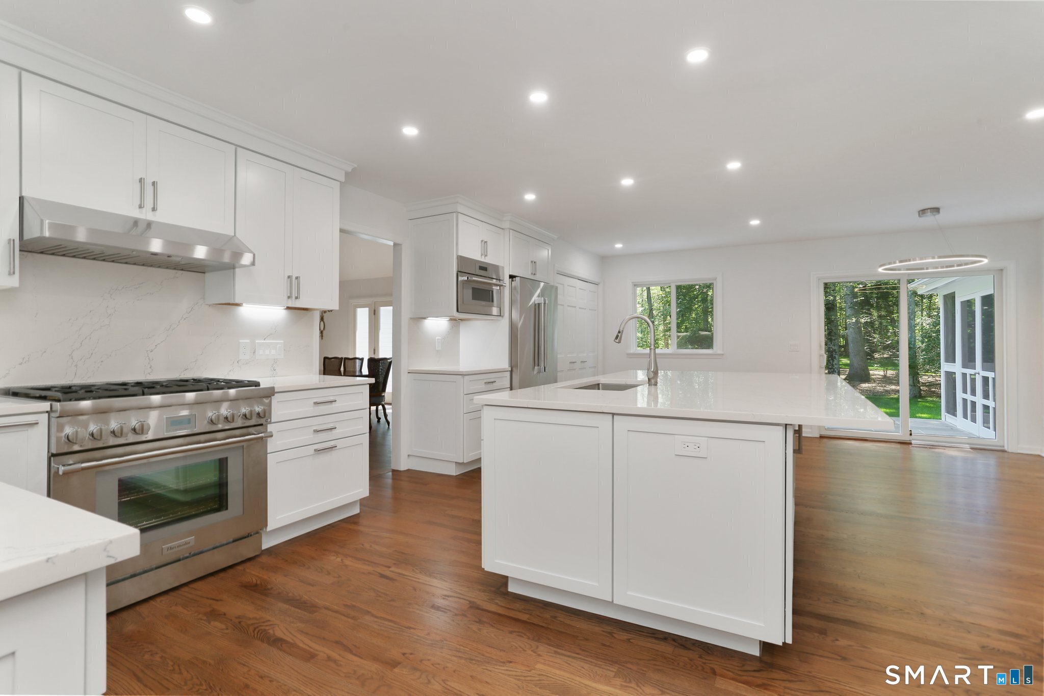 82 Rilling Ridge New Canaan CT 06840