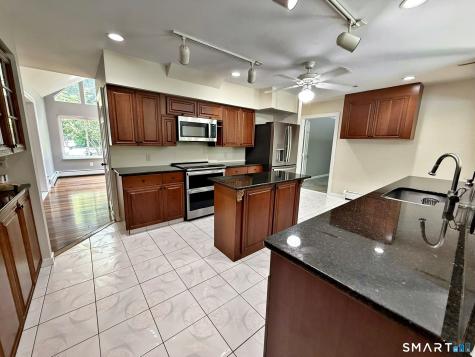 93 Pisgah Road Oxford CT 06478