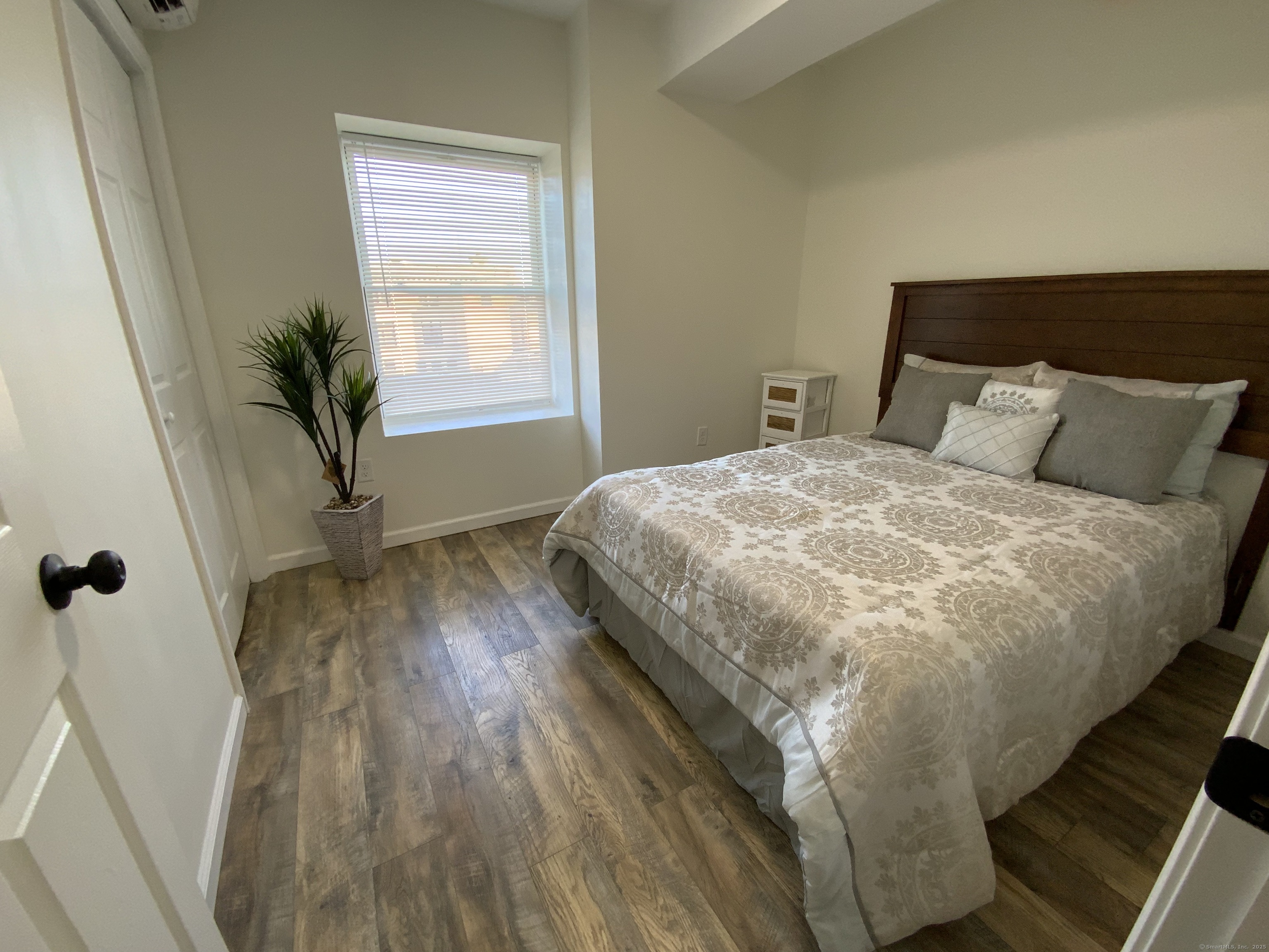 61 Colony Street Meriden CT 06451