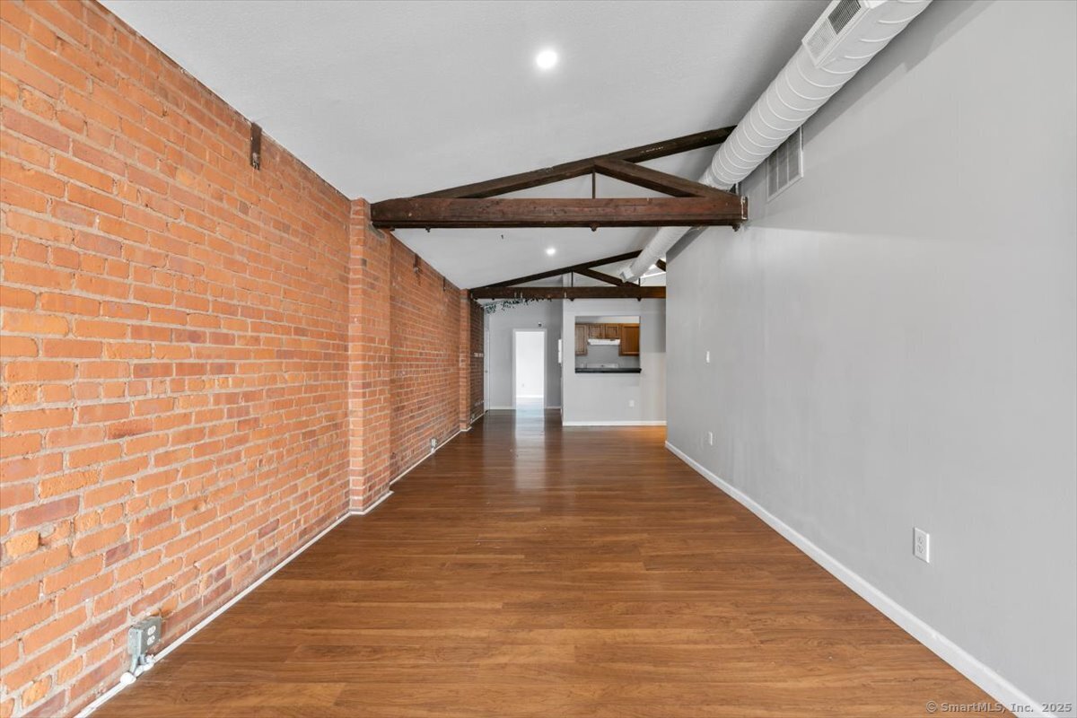 196 Crown Street New Haven CT 06510