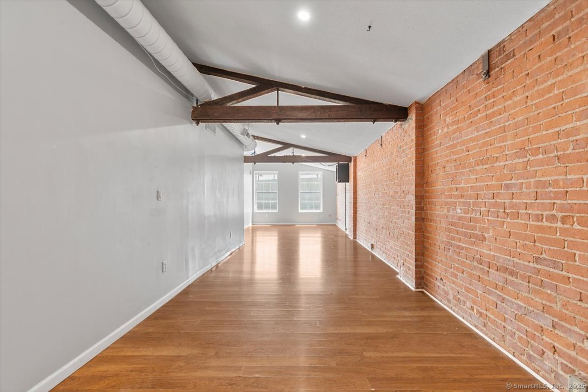 196 Crown Street New Haven CT 06510