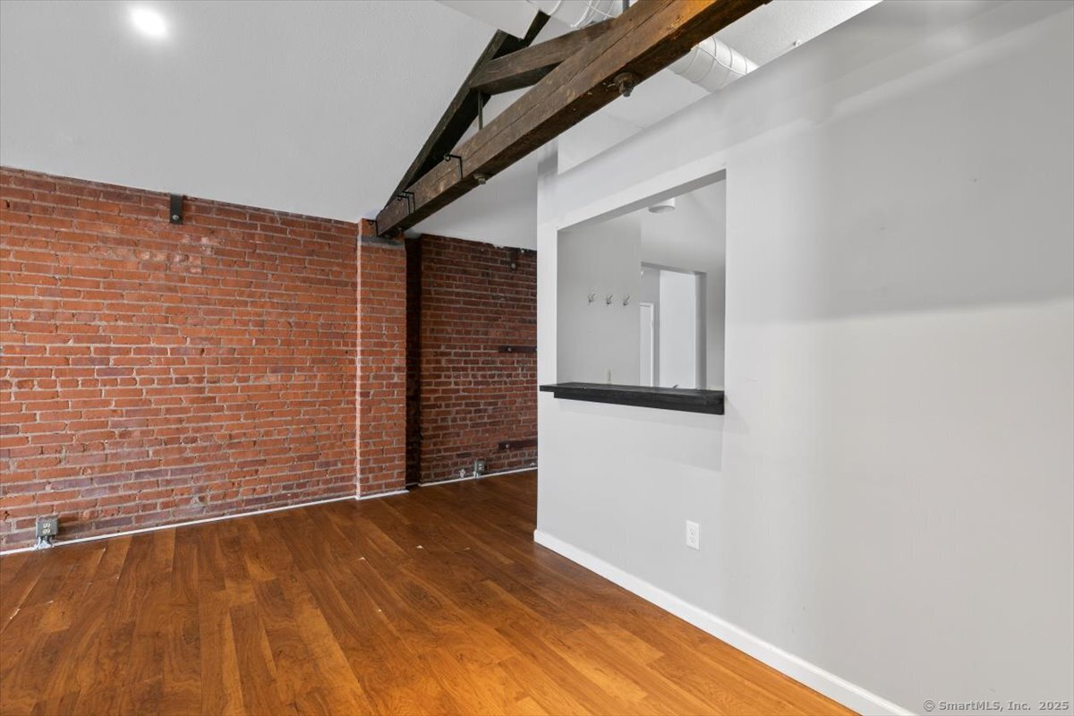 196 Crown Street New Haven CT 06510