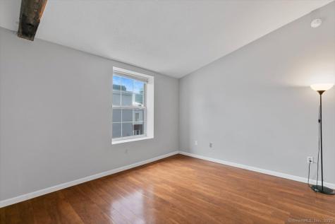 196 Crown Street New Haven CT 06510