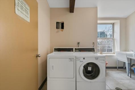 196 Crown Street New Haven CT 06510