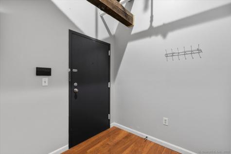196 Crown Street New Haven CT 06510
