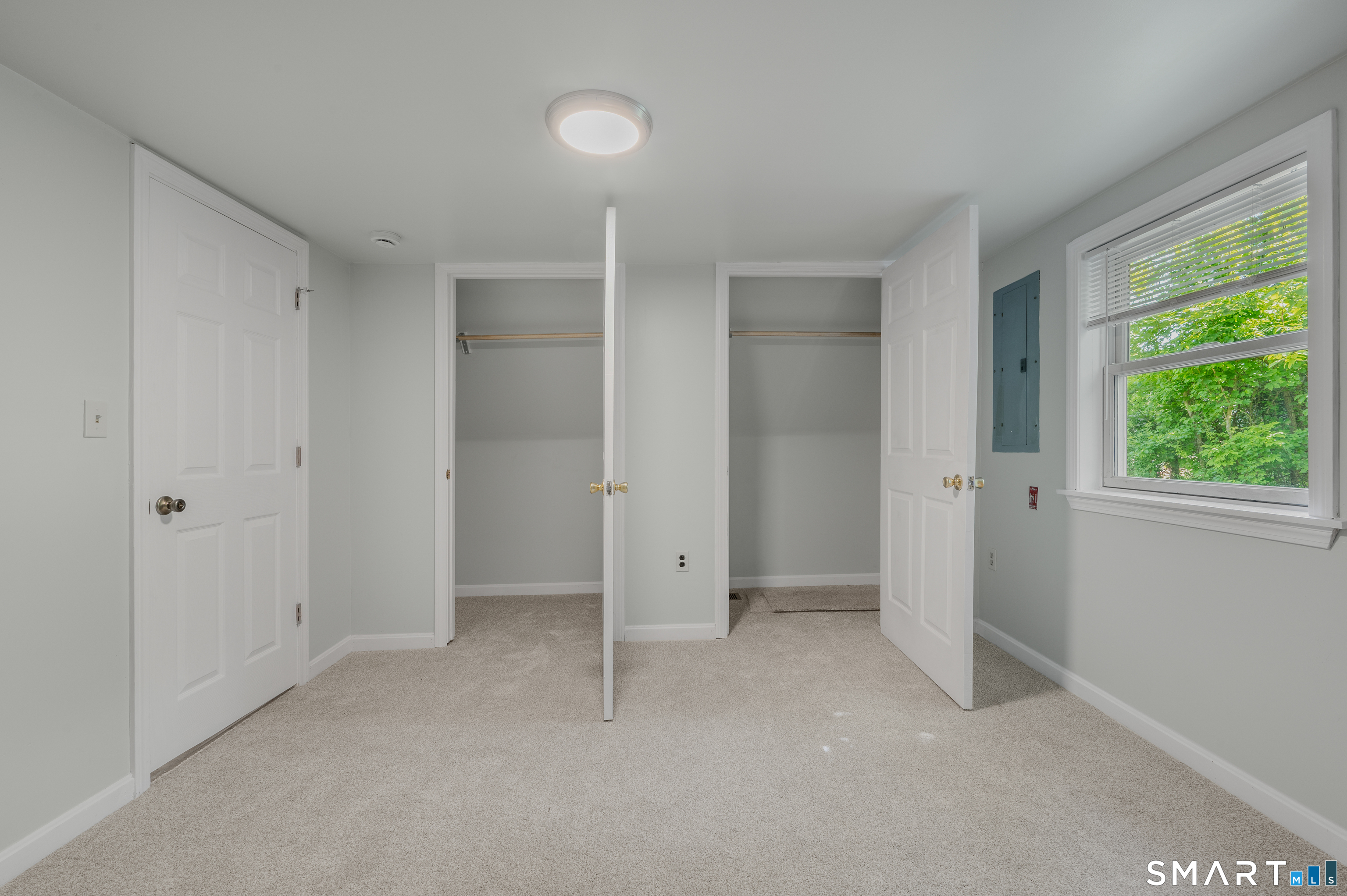 17 Sylvester Street Norwich CT 06360
