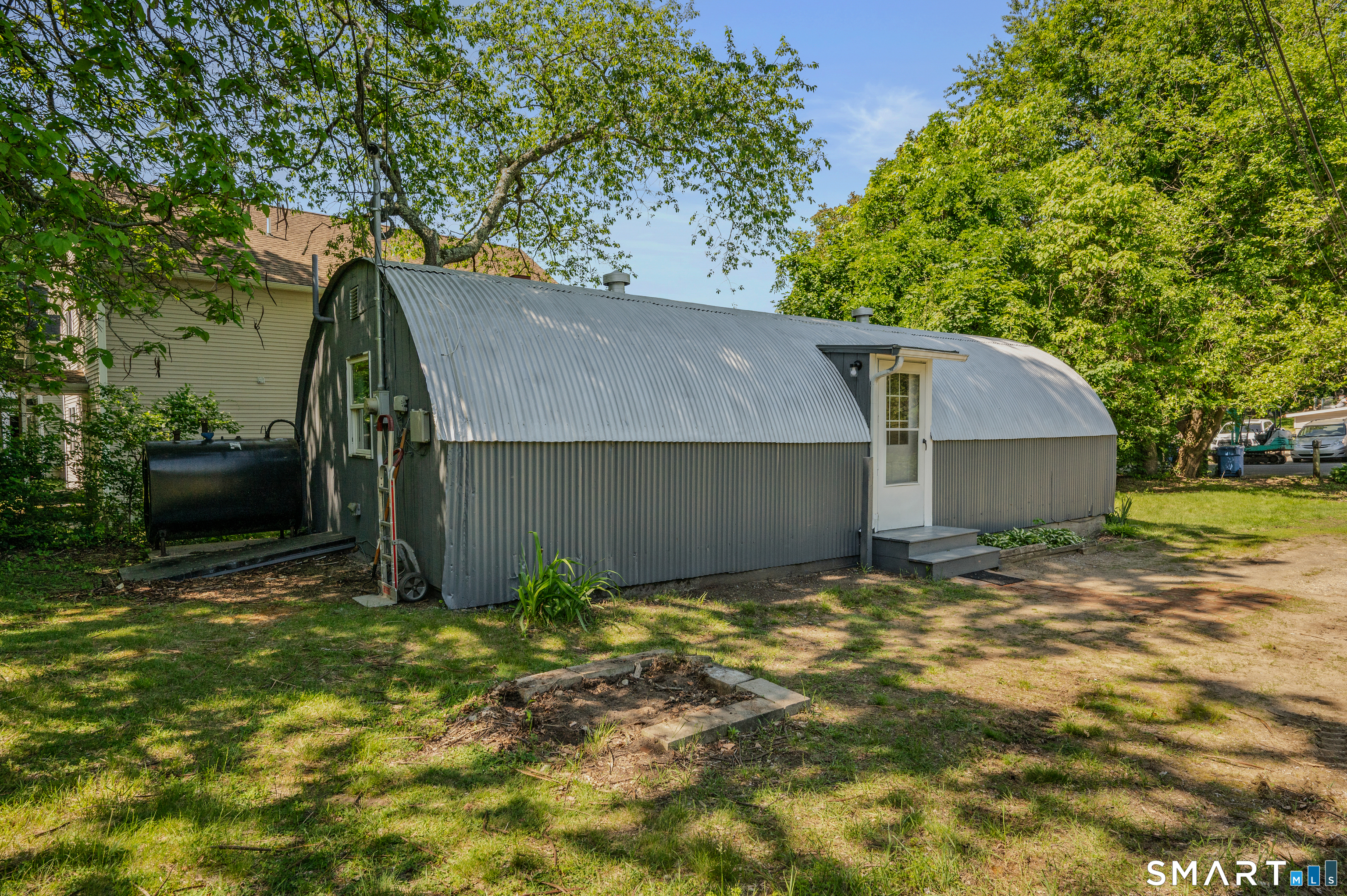 17 Sylvester Street Norwich CT 06360