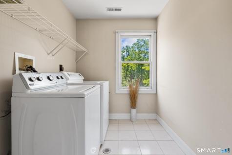 200 Captains Walk Stratford CT 06615