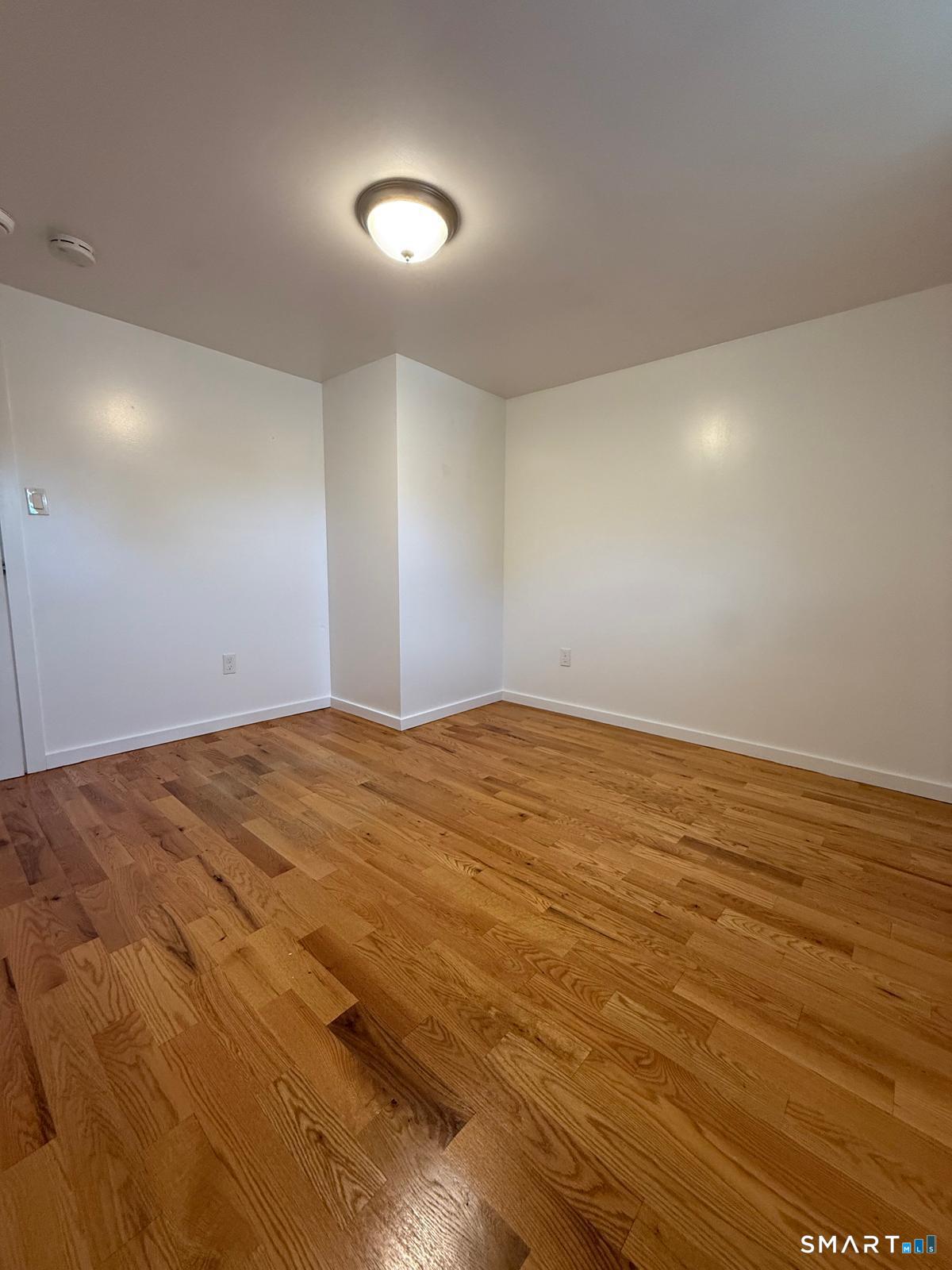 548 Queen Street Bridgeport CT 06606