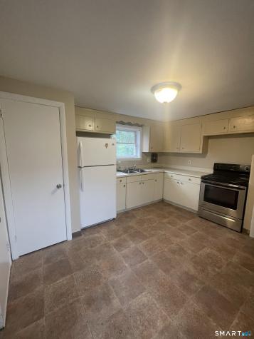 21-27 Hartford Avenue Newington CT 06111