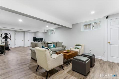 89 Noroton Avenue Darien CT 06820