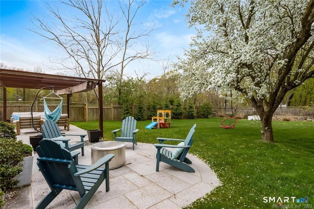 89 Noroton Avenue Darien CT 06820