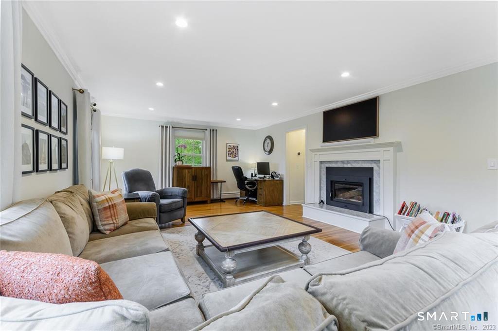 89 Noroton Avenue Darien CT 06820