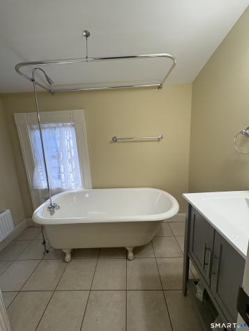 7 Coit Street New London CT 06320