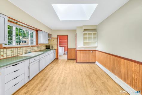 616 Willow Street Waterbury CT 06710