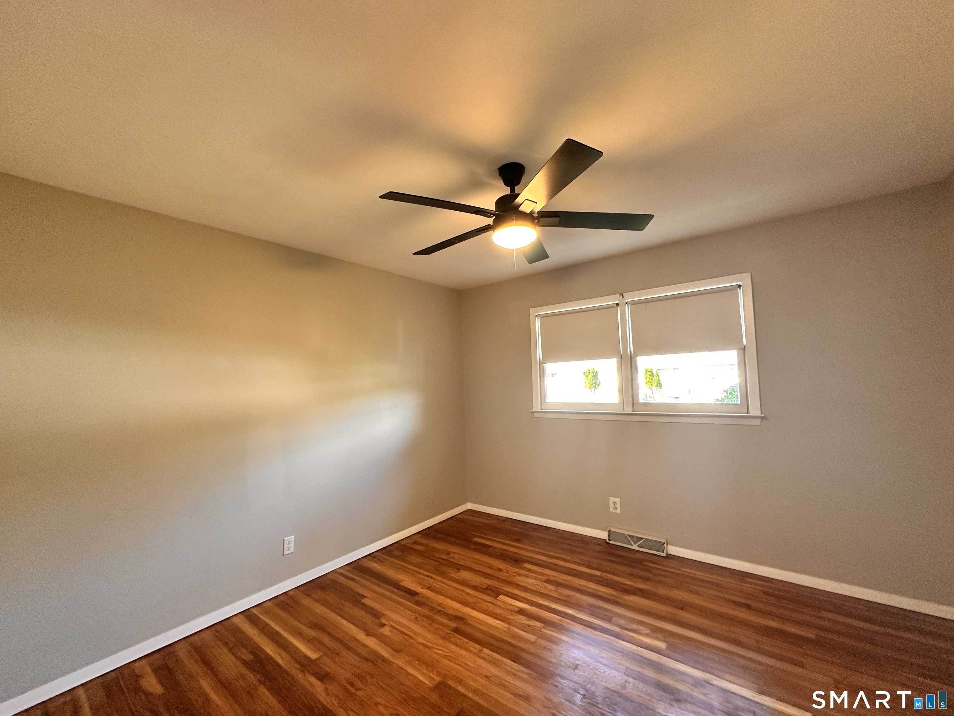 23 Robin Road West Haven CT 06516