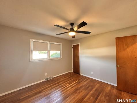 23 Robin Road West Haven CT 06516