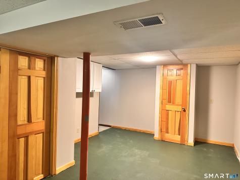 23 Robin Road West Haven CT 06516