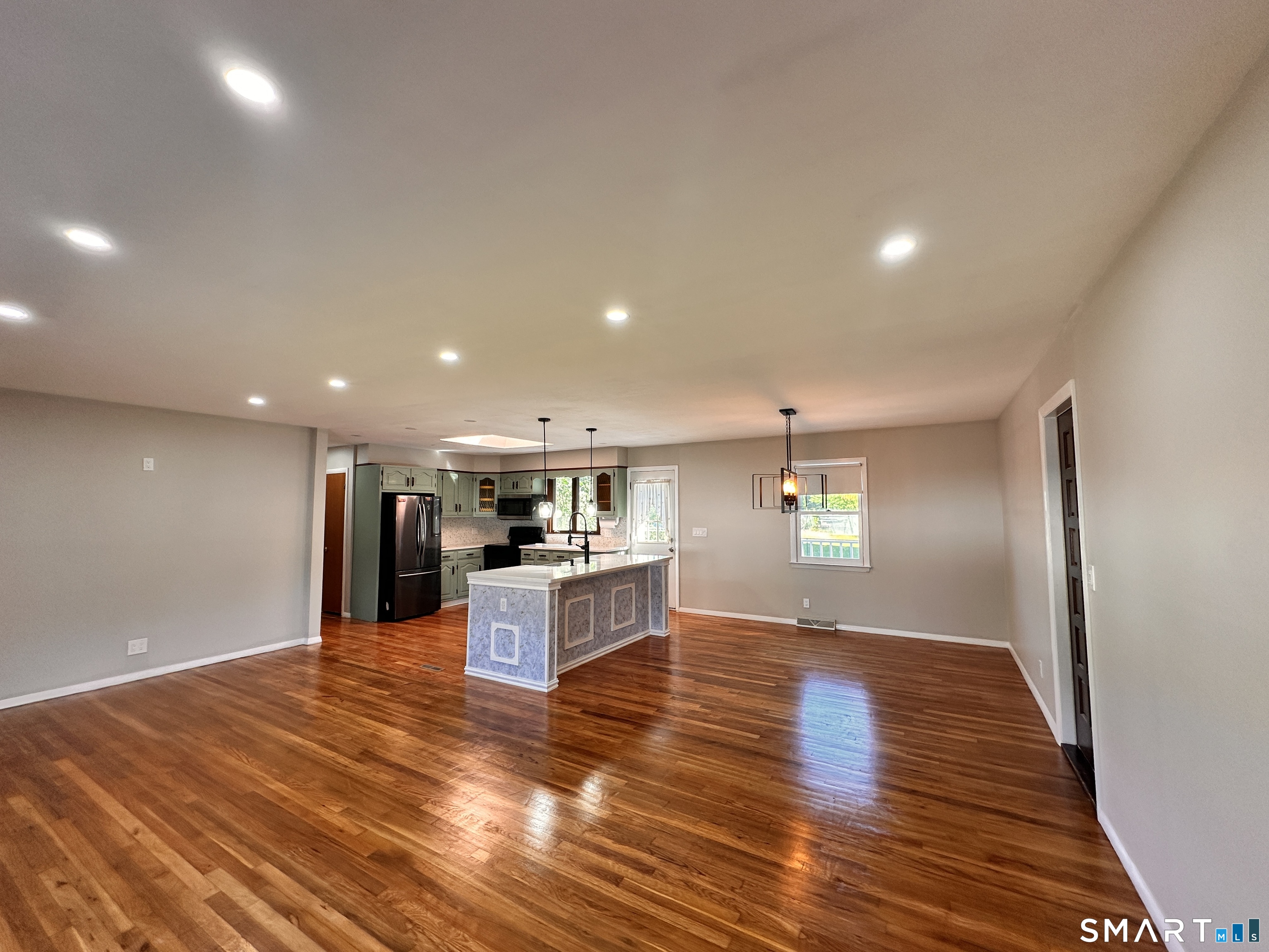 23 Robin Road West Haven CT 06516