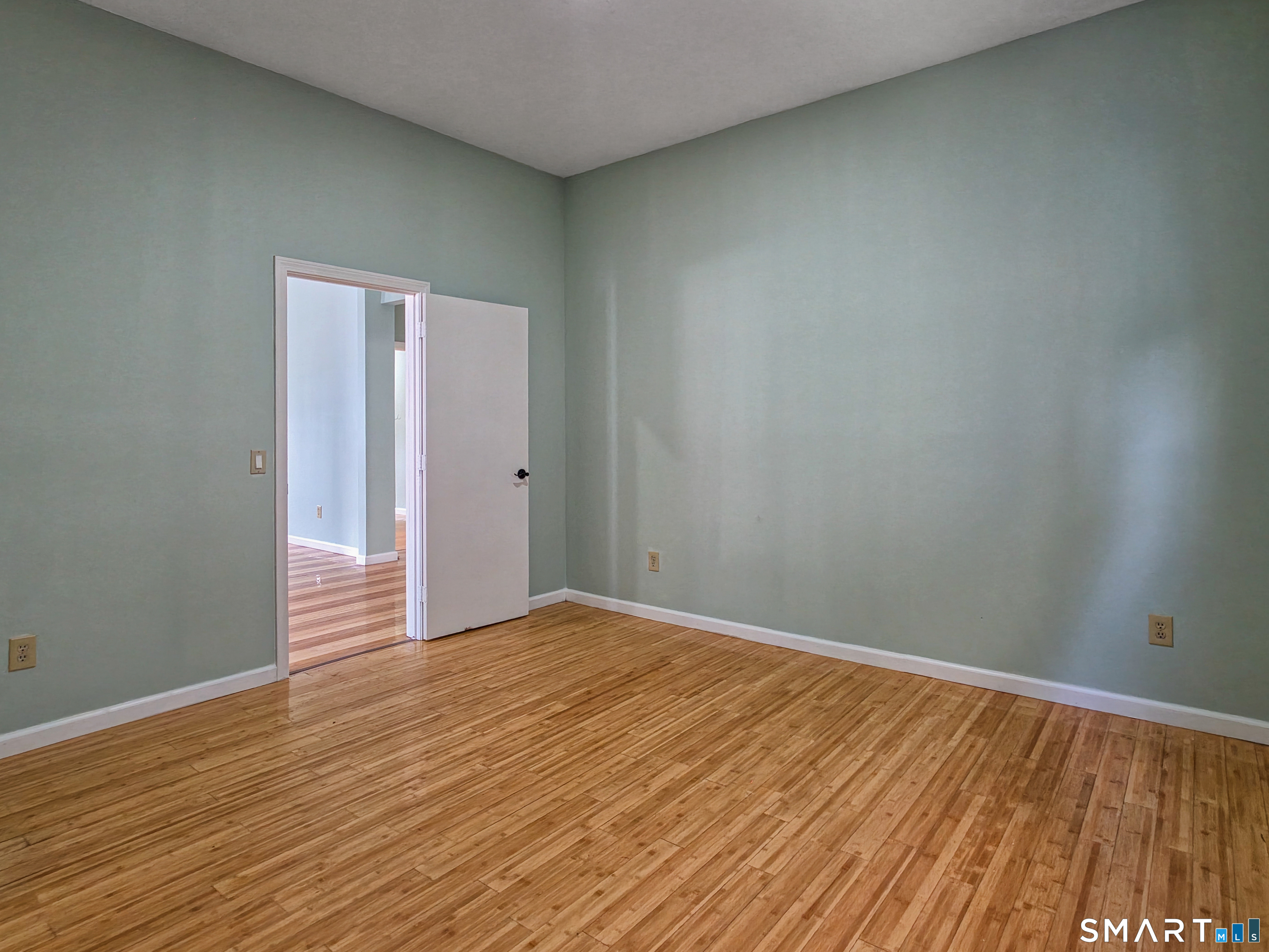 294 Central Avenue Norwich CT 06360