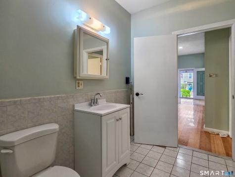 294 Central Avenue Norwich CT 06360