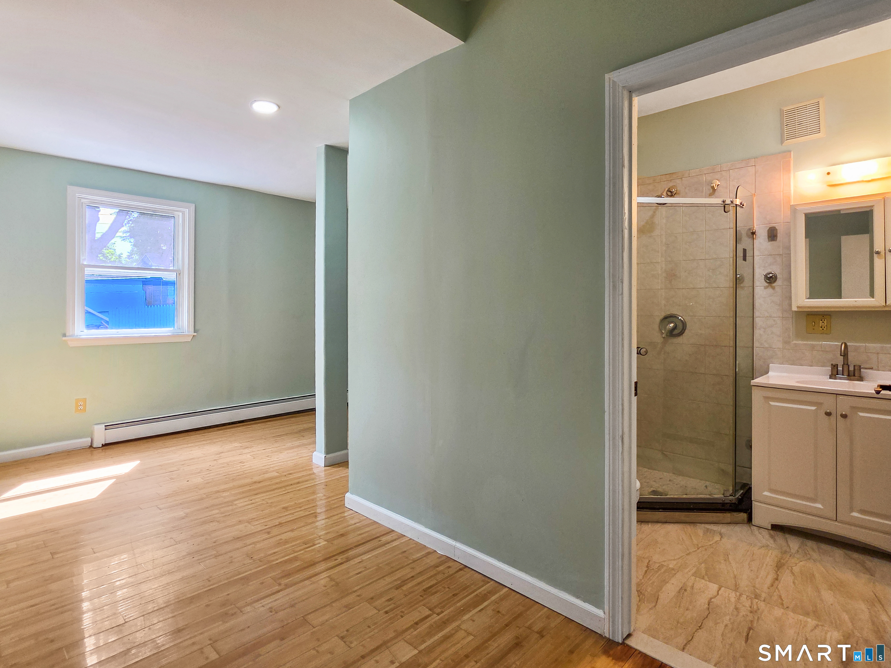 294 Central Avenue Norwich CT 06360