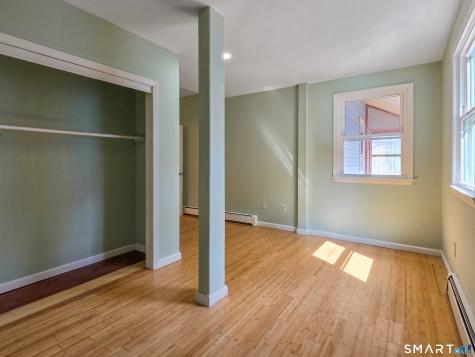 294 Central Avenue Norwich CT 06360