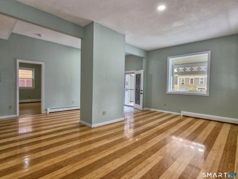 294 Central Avenue Norwich CT 06360