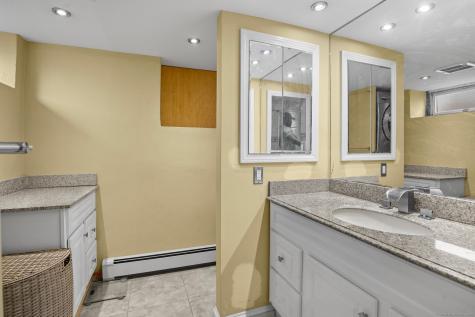 15 Overland Avenue Bridgeport CT 06606
