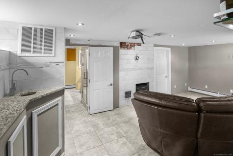 15 Overland Avenue Bridgeport CT 06606