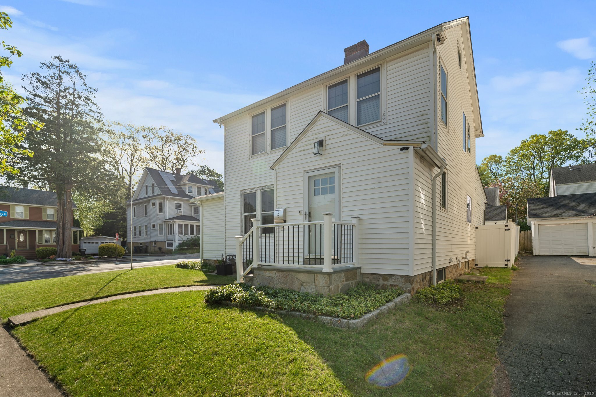 15 Overland Avenue Bridgeport CT 06606