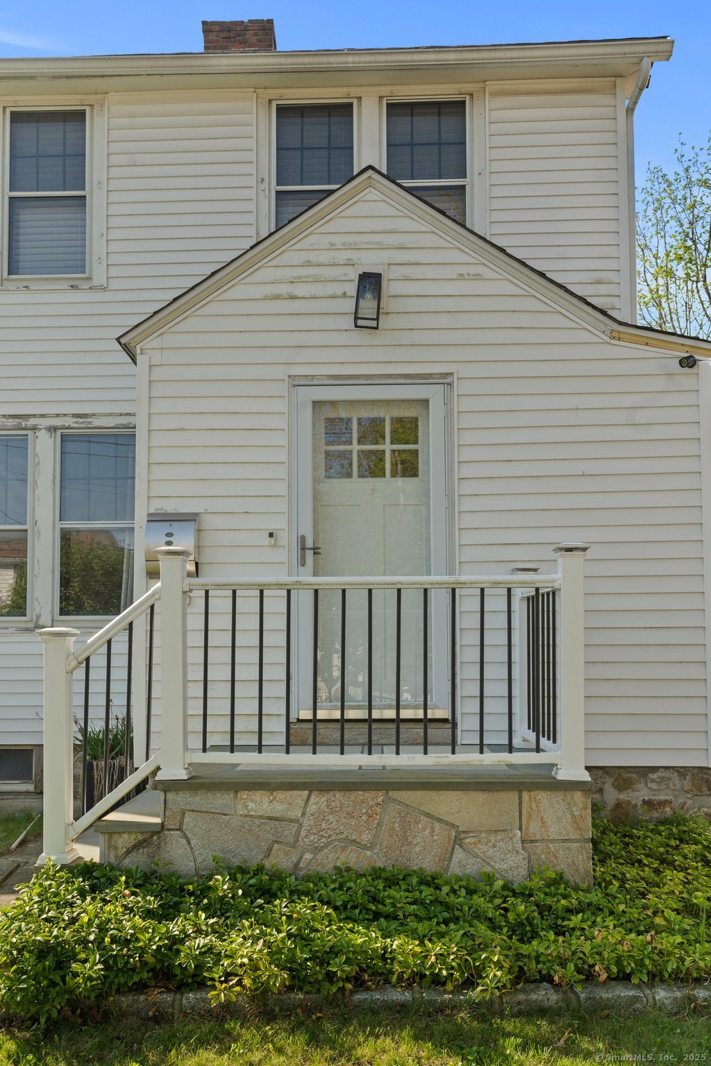 15 Overland Avenue Bridgeport CT 06606