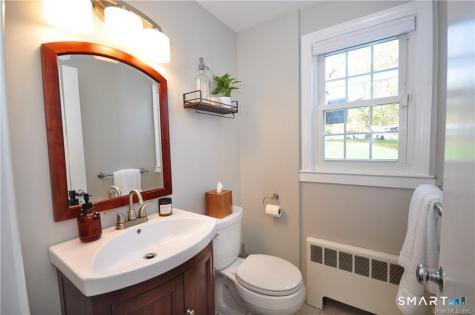 26 Greystone Road West Hartford CT 06107