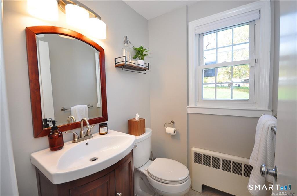 26 Greystone Road West Hartford CT 06107