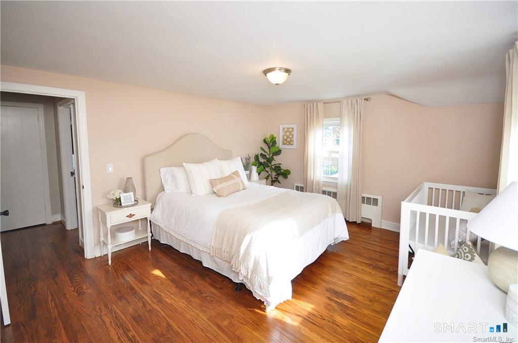 26 Greystone Road West Hartford CT 06107