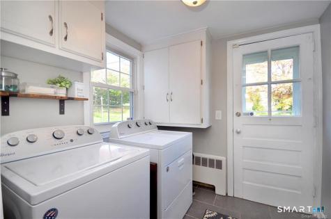 26 Greystone Road West Hartford CT 06107
