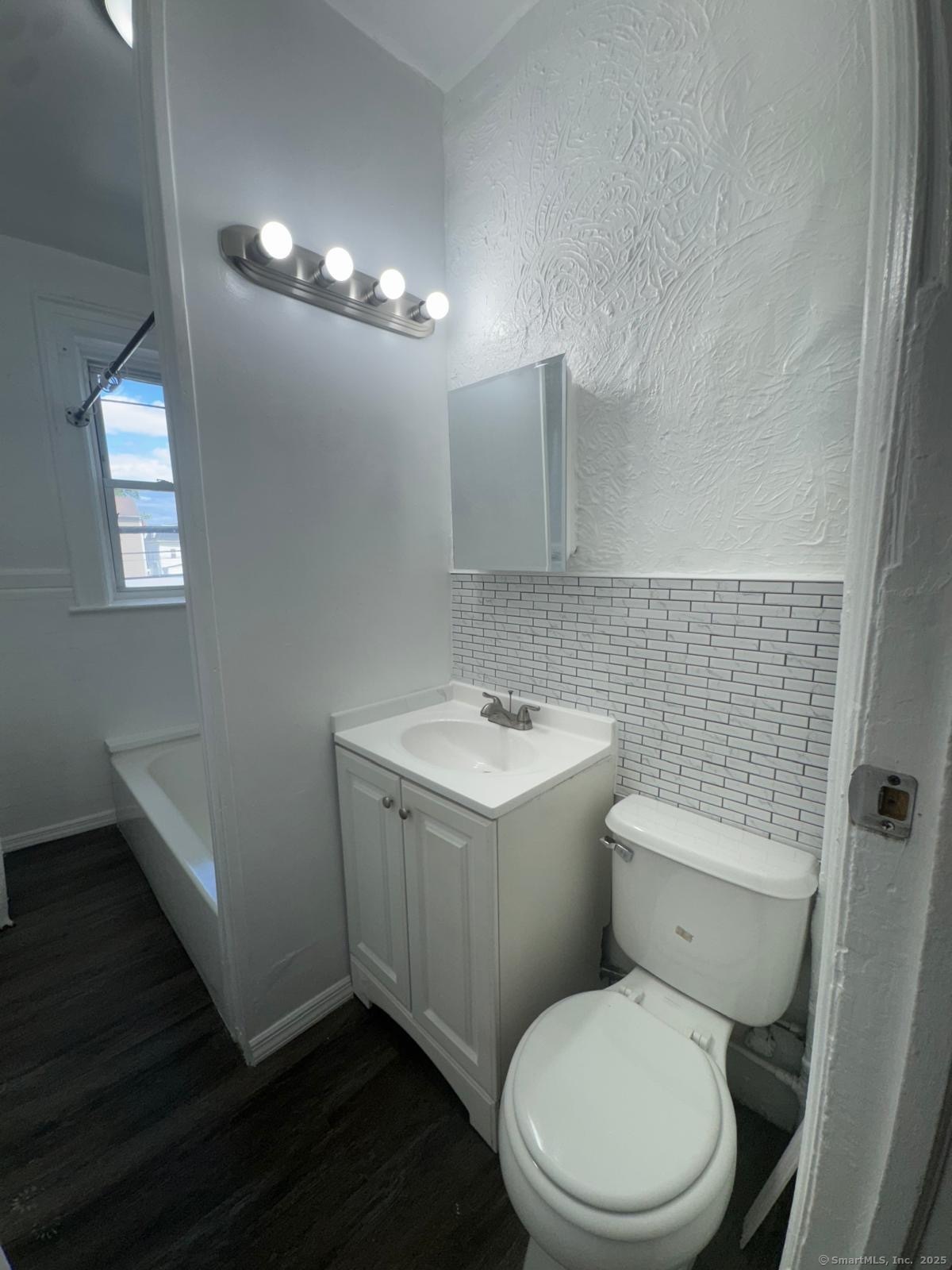 785 Hancock Avenue Bridgeport CT 06605