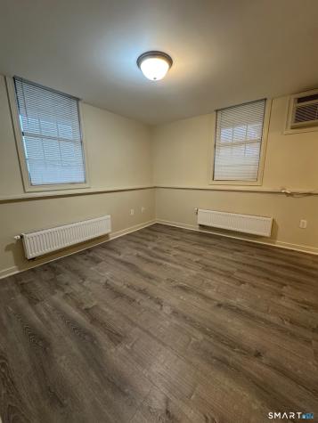 28 Reed Street New London CT 06320