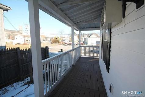 28 Reed Street New London CT 06320