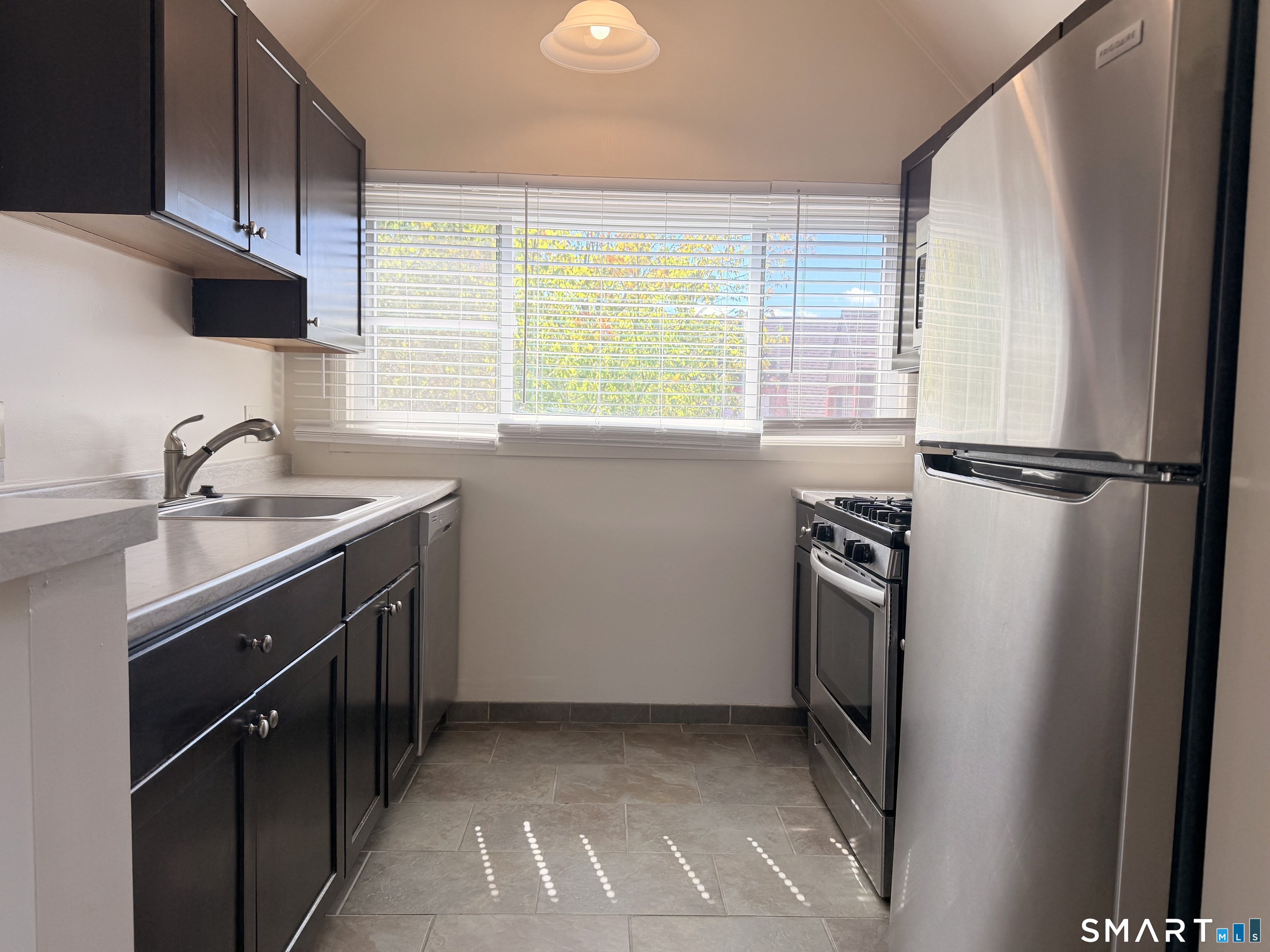 117 Montoya Drive Branford CT 06405