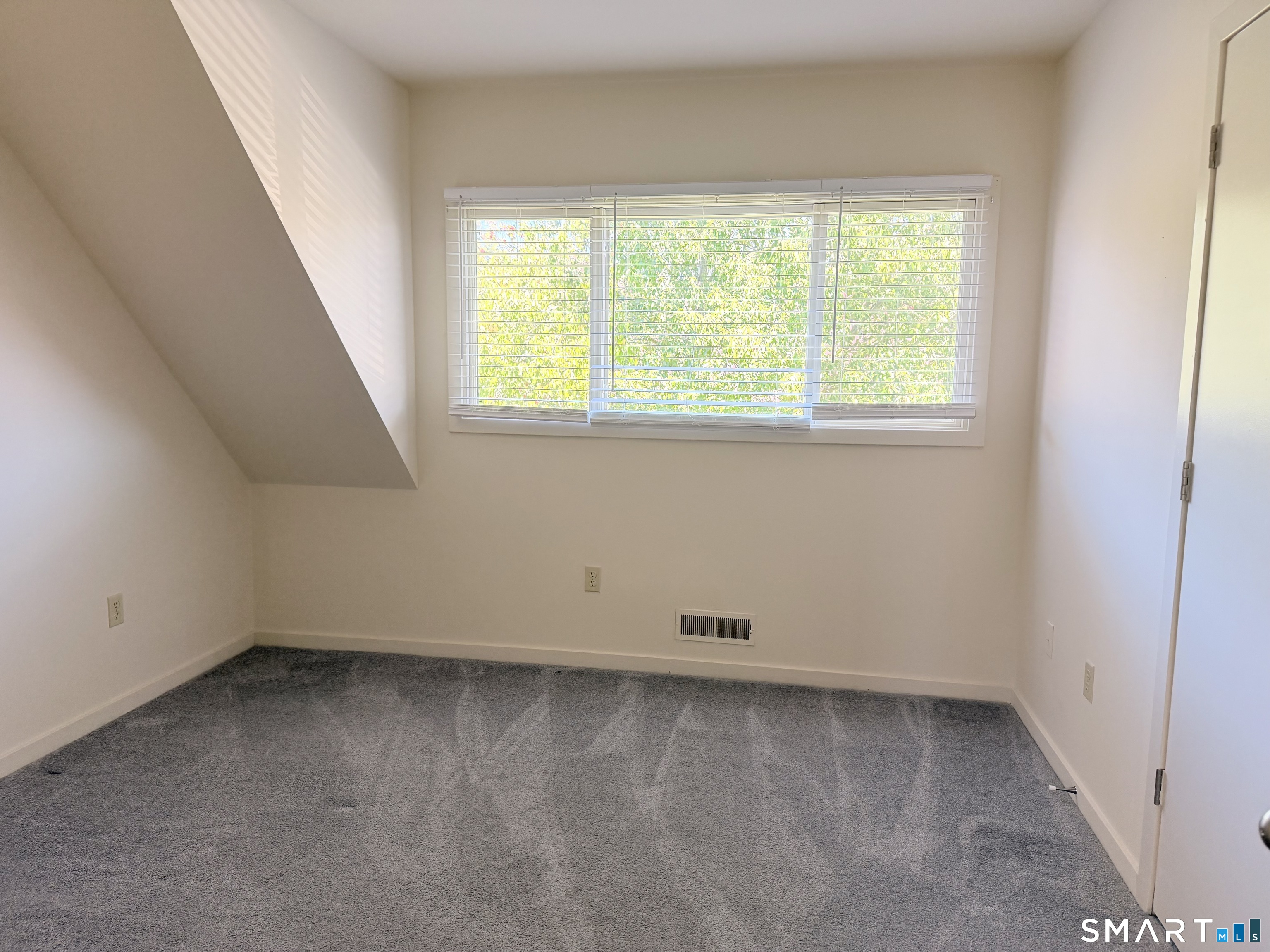 117 Montoya Drive Branford CT 06405