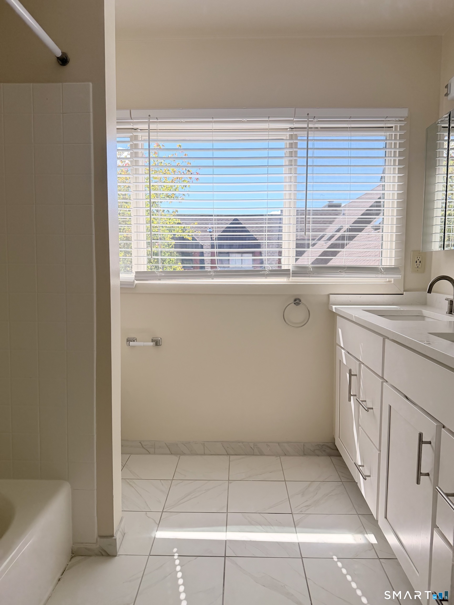 117 Montoya Drive Branford CT 06405