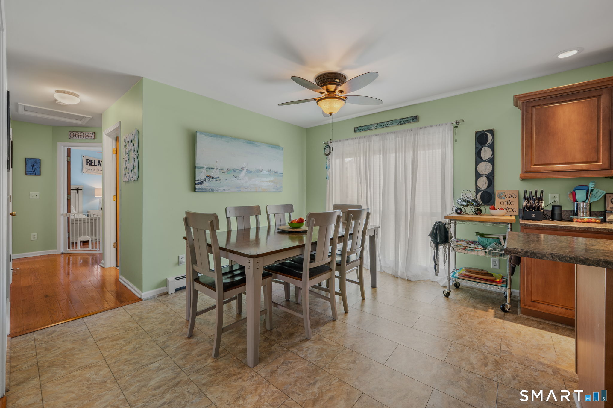 4 Sunrise Avenue East Lyme CT 06357